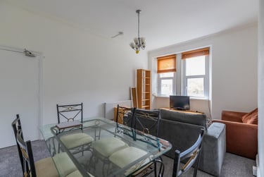 3 bed house, East Grove, Plasnewydd, Cardiff, CF243AE - Image 6